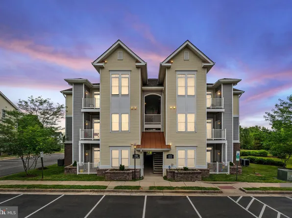 6163 Willow Pl APT 201, Bealeton, VA 22712