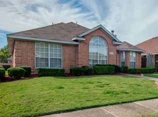 2529 Spring Rain Dr, Mesquite, TX 75181