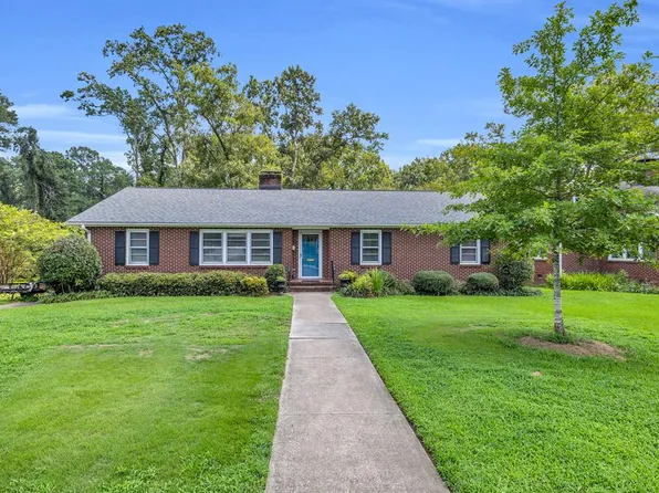 128 Blyth Ave, Greenwood, SC 29649