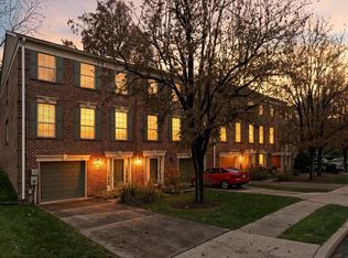 12 Mayapple Ct, Towson, MD 21286