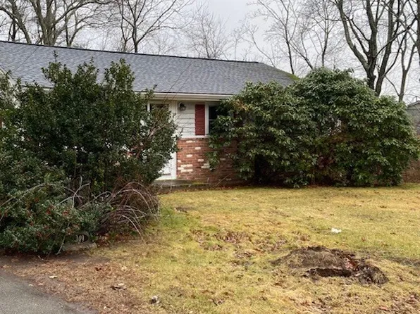 249 Plain St, Bridgewater, MA 02324