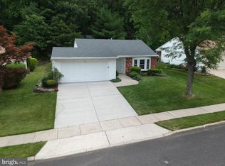 20 Deep Hollow Ln N, Columbus, NJ 08022