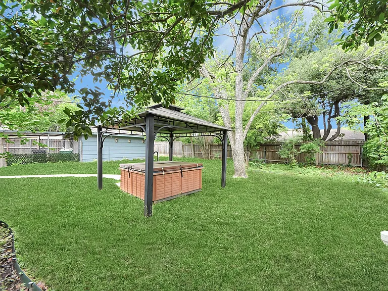 4422 Nenana Dr — Photo 7