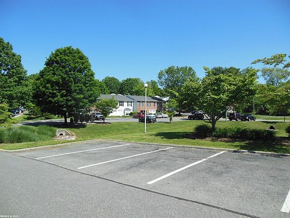 5th image of 181 Clover Valley Cir