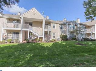 17 Caitlin Ct #913, Franklin Park, NJ 08823