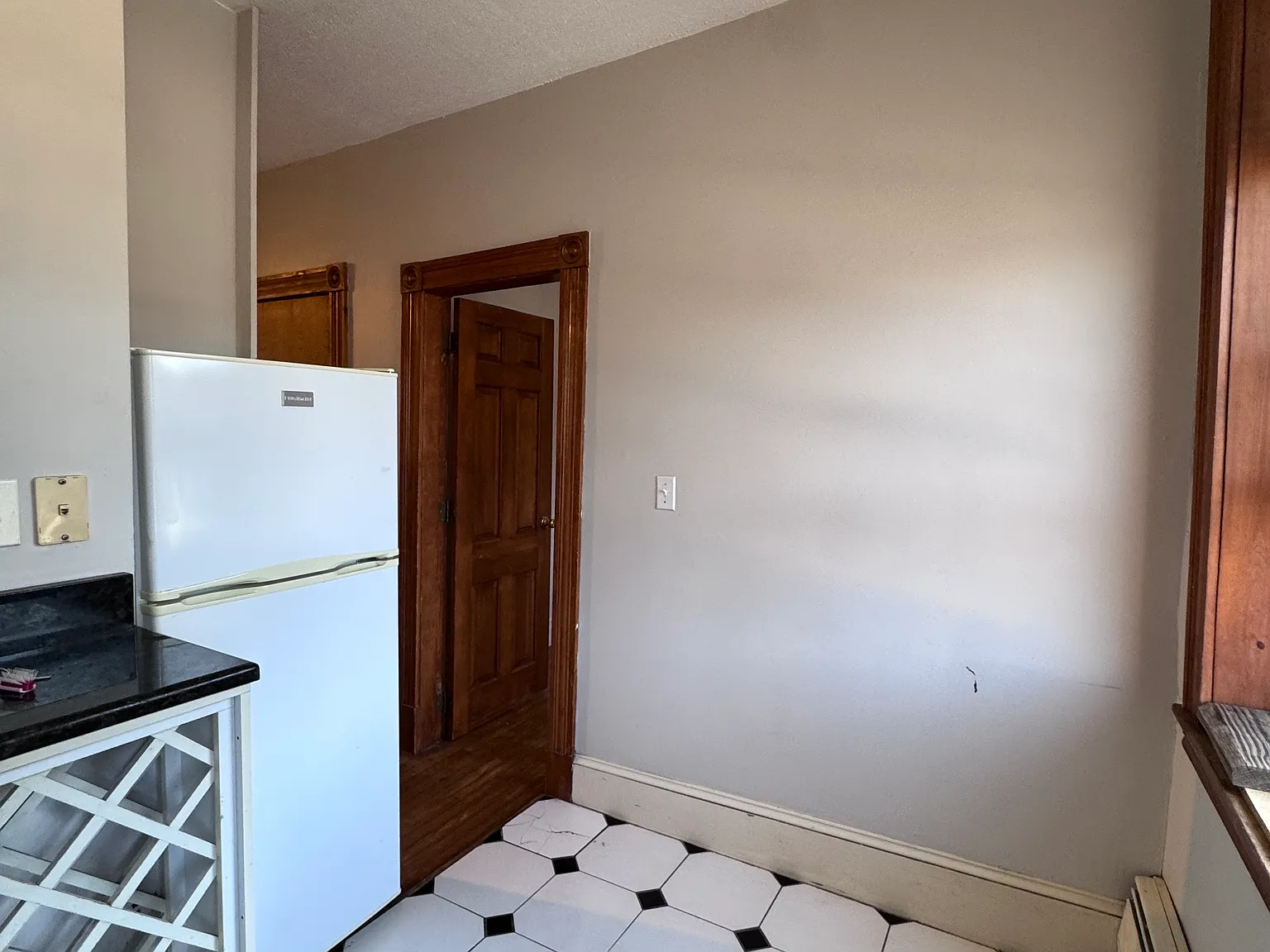 1 bed, 750 sqft, $3,350 — Photo 2