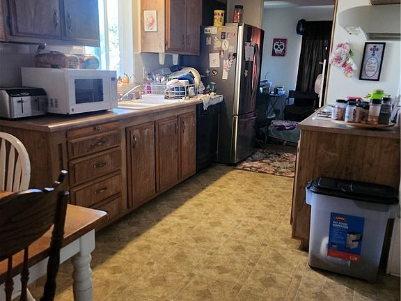 2nd image of 43579 Walden Way