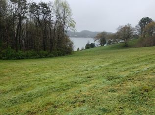 Lakeshore Dr, Dandridge, TN 37725