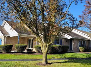 337 Stonegate Cir S, Chambersburg, PA 17201
