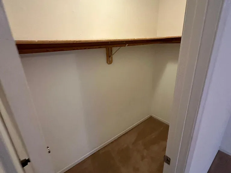 3831A Treebrook Dr — Photo 2