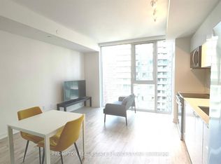 357 King St W #3907, Toronto, ON M5V 0S7
