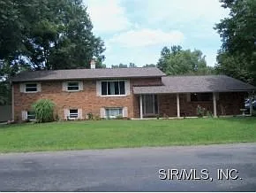 1203 W Harnett St photo 1