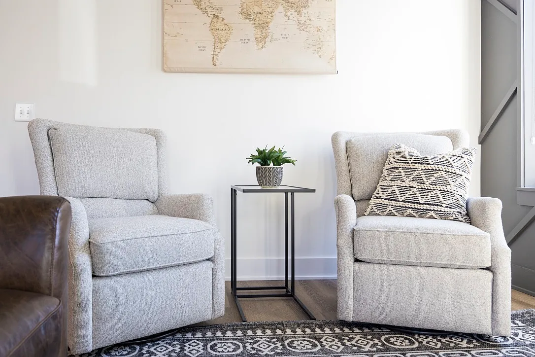 2 bed, 1301 sqft, $3,400 — Photo 3