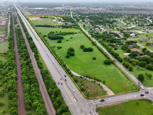 9801 Saginaw Blvd, Fort Worth, TX 76179