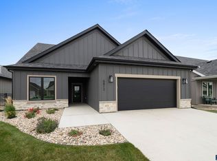 5812 E Rush St, Sioux Falls, SD 57110