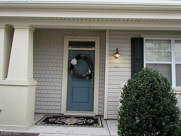 2nd image of 1315 Emsworth Dr