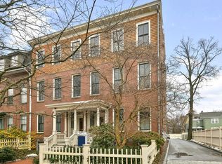 96 Ellery St #2, Cambridge, MA 02138