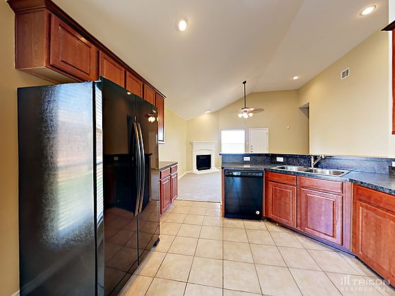 5th image of 4345 Sweet Clover Ln