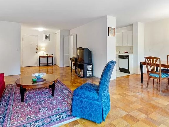 2nd image of 225 E 57th St APT 9K