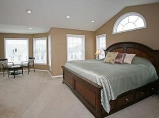 87 S Shore Dr, South Amboy, NJ 08879