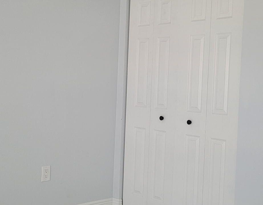 2nd image of 3000 Stillwell Ct