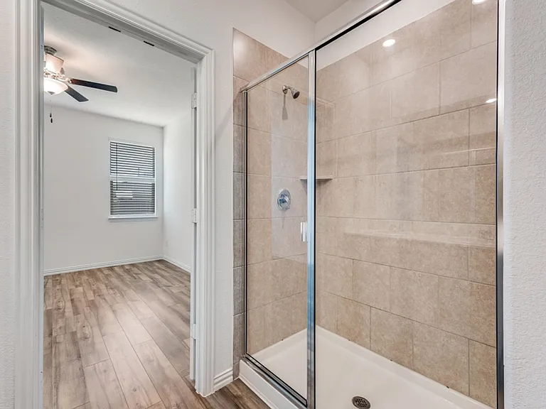 1601 Madison Dr — Photo 23