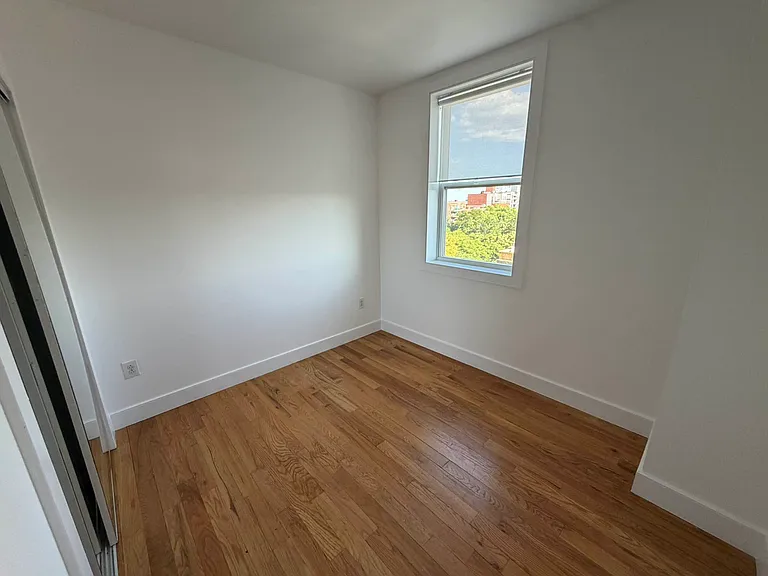 490 Ocean Pkwy #62 — Photo 4