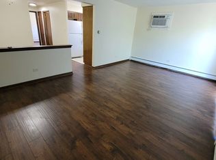 7017 99th St APT 3W, Chicago Ridge, IL 60415