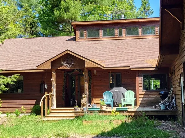17184 Bear Creek Dr, Ontonagon, MI 49953