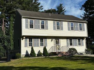 290 Center St #2, Pembroke, MA 02359
