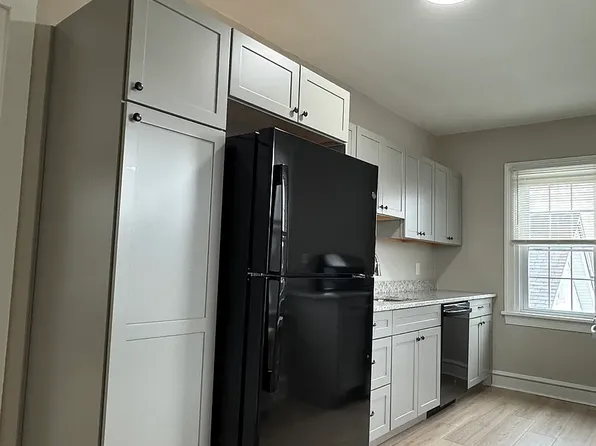 2232 Mount Carmel Ave, Glenside, PA 19038