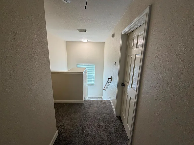 17923 Hollow Hill Ln — Photo 4