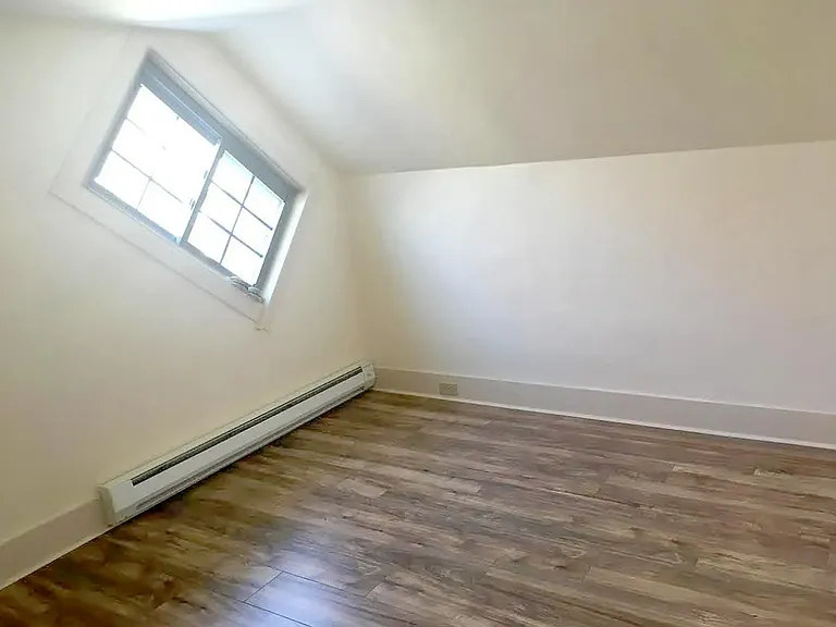 29 Cross St #2 — Photo 8