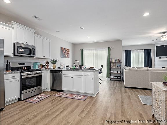 5th image of 3216 Carriden Dr