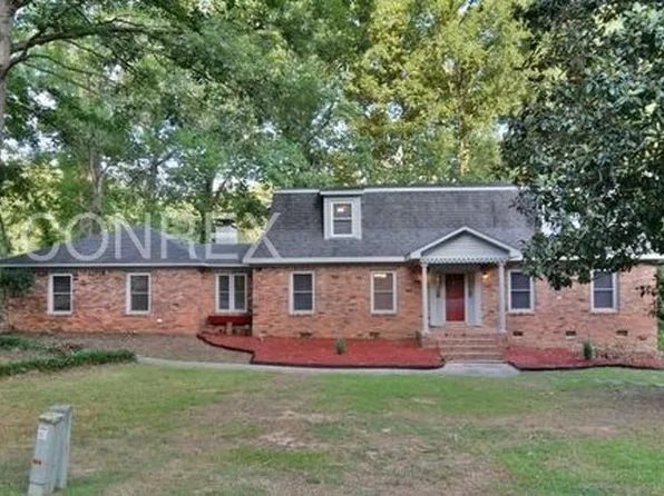 319 Lancer Dr, Columbia, SC 29212