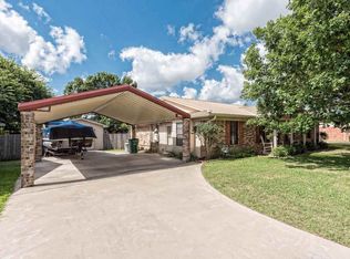 109 Houston St, Mc Gregor, TX 76657