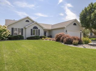 8313 Whitetail Dr, Racine, WI 53406