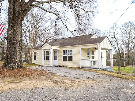 2nd image of 406 Jenkins Rd