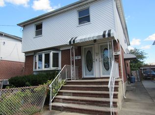 149-37 259th St #2, Rosedale, NY 11422