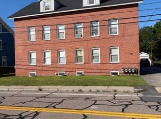 96-100 Main St, Lincoln, RI 02838