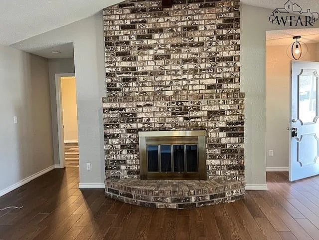 4800 Matterhorn Dr — Photo 4