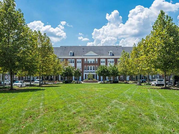 21153 Parc Dulles Sq #780-203