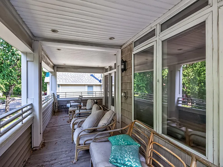 2735 Emerson Ave S #1 — Photo 22