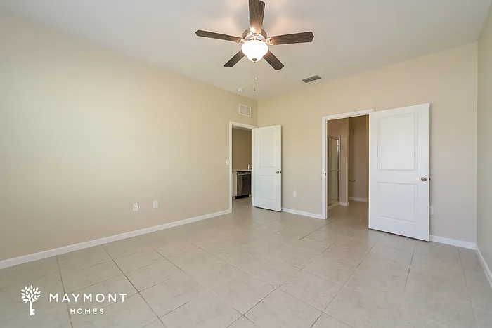 347 Kenilworth Dr — Photo 8