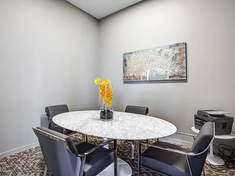 13thirteen Randolph Street Lofts — Photo 14