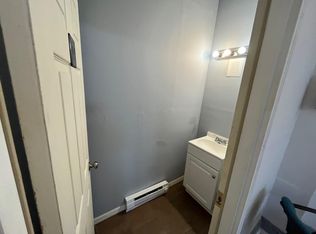 703 E State St #1F, Trenton, NJ 08609