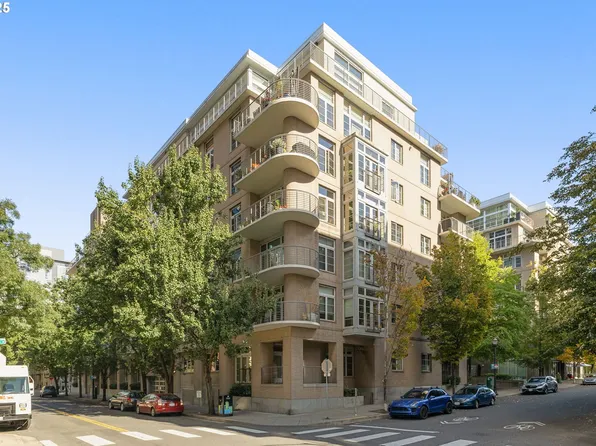 1130 NW 12th Ave APT 610, Portland, OR 97209