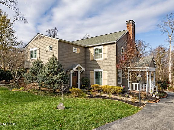 2nd image of 7105 Sherwood Dr