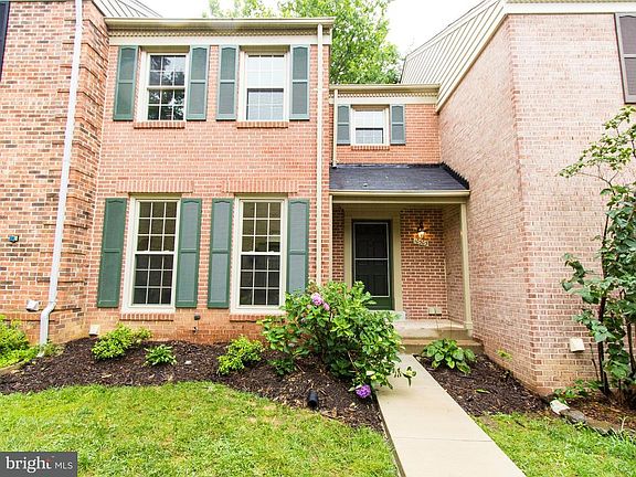 2nd image of 10303 Hampshire Green Ave