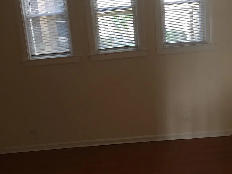 2627 W Farragut Ave #GARDEN — Photo 4